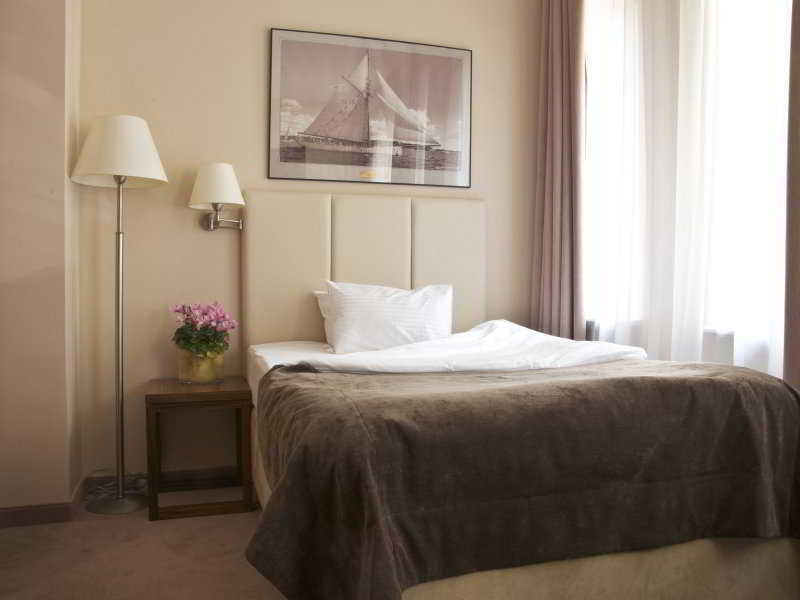 Focus Hotel 3*